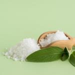 4 Zeichen, wenn Sie zu viel Salz zu sich nehmen